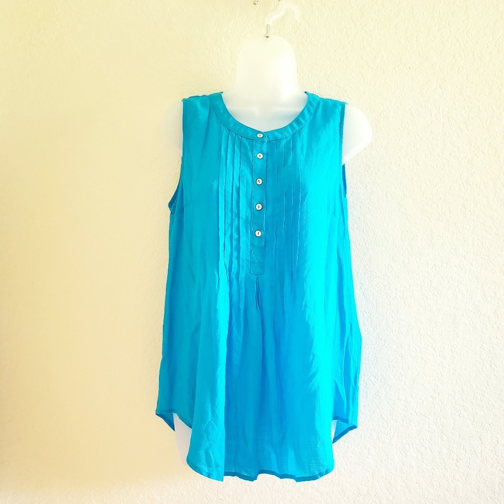 Stitch Fix Fun2Fun Blue Pleated Sleeveless Top